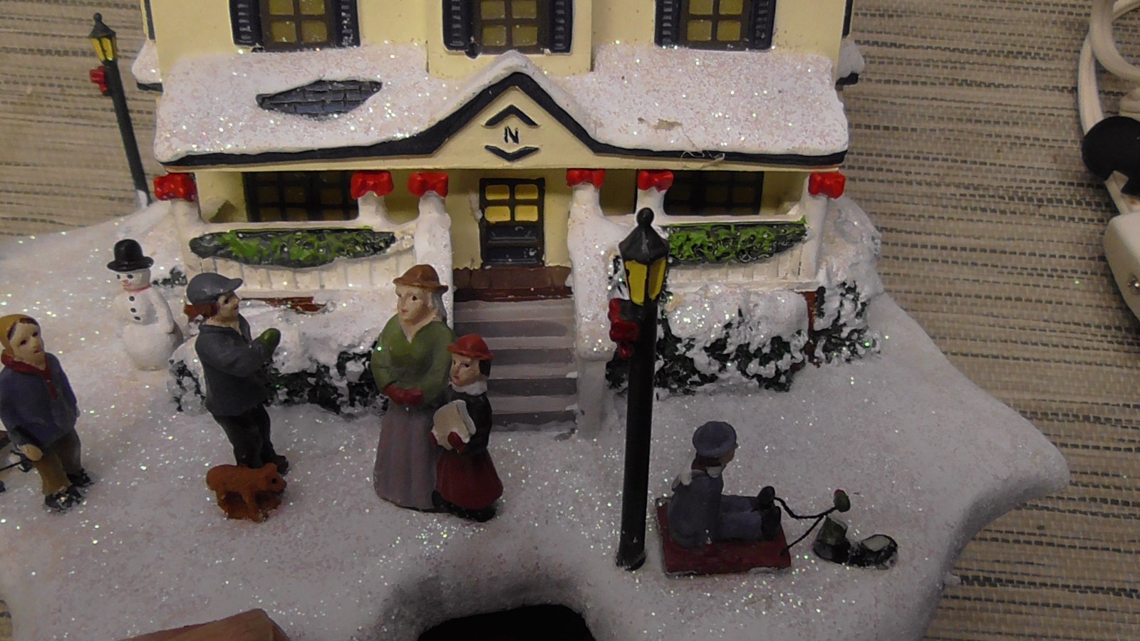 Thomas Kinkade Home For The Holidays Hawthorne Village 2006 Christmas Winter Thomas Kinkade Home For The Holidays Hawthorne Village 2006 Christmas Winter