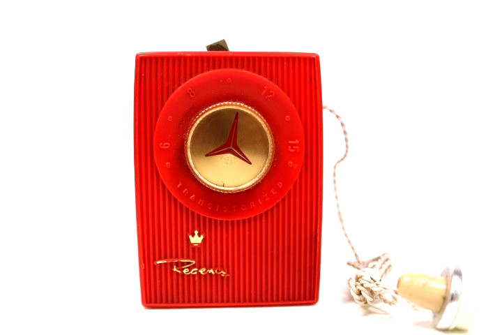 VINTAGE 195Os HISTORICAL OLD ANTIQUE REGENCY XR-2 MINIATURE TRANSISTOR RADIO VINTAGE 195Os HISTORICAL OLD ANTIQUE REGENCY XR-2 MINIATURE TRANSISTOR RADIO