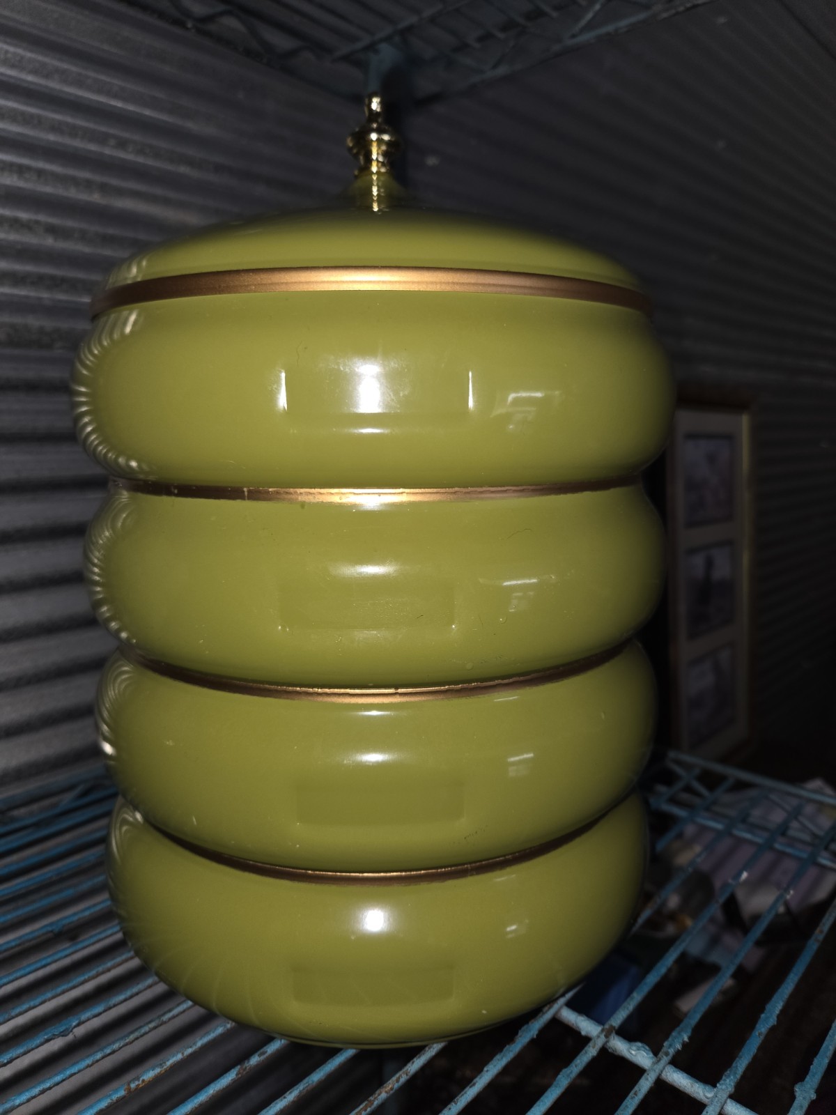 Vintage MCM Lincoln Beautyware Pagoda Rare Avocado Stacking Metal Canisters Vintage MCM Lincoln Beautyware Pagoda Rare Avocado Stacking Metal Canisters