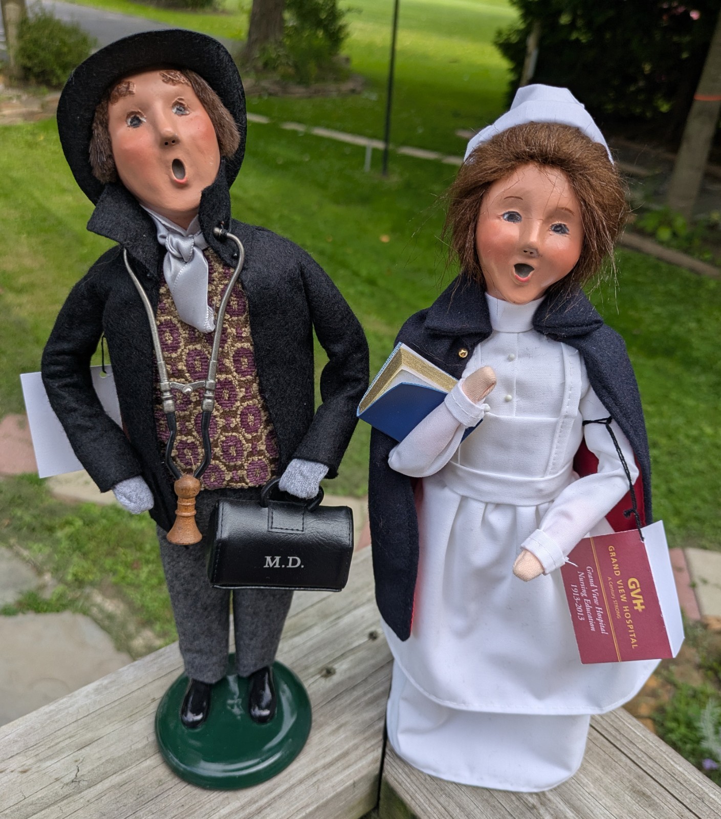 Byers Choice Lot of Two Doctor and Nurse Grand View Hospital PA Carolers Byers Choice Lot of Two Doctor and Nurse Grand View Hospital PA Carolers