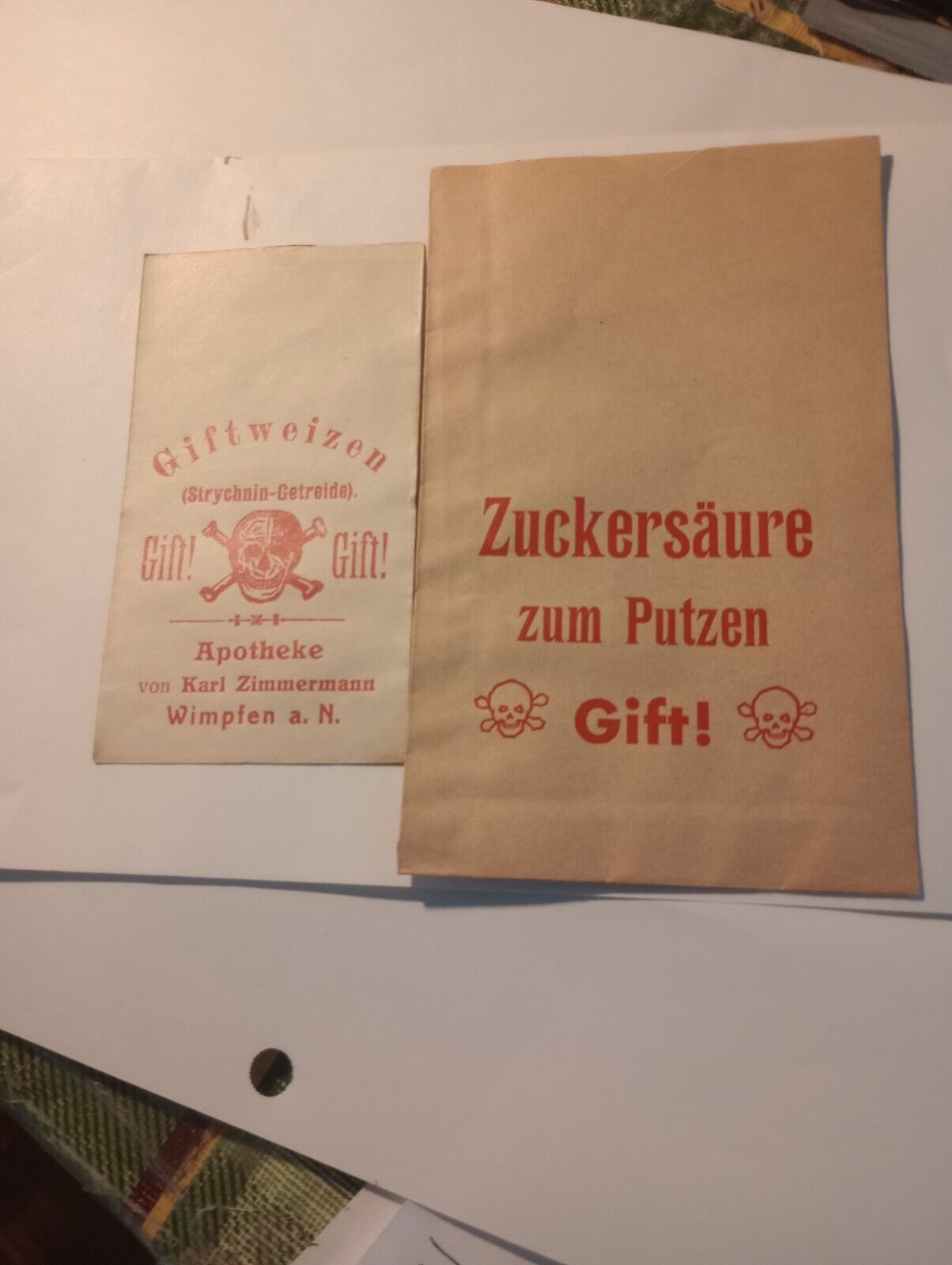 Vintage GERMAN POISON -GIFT -STRYCHNIN  BAG