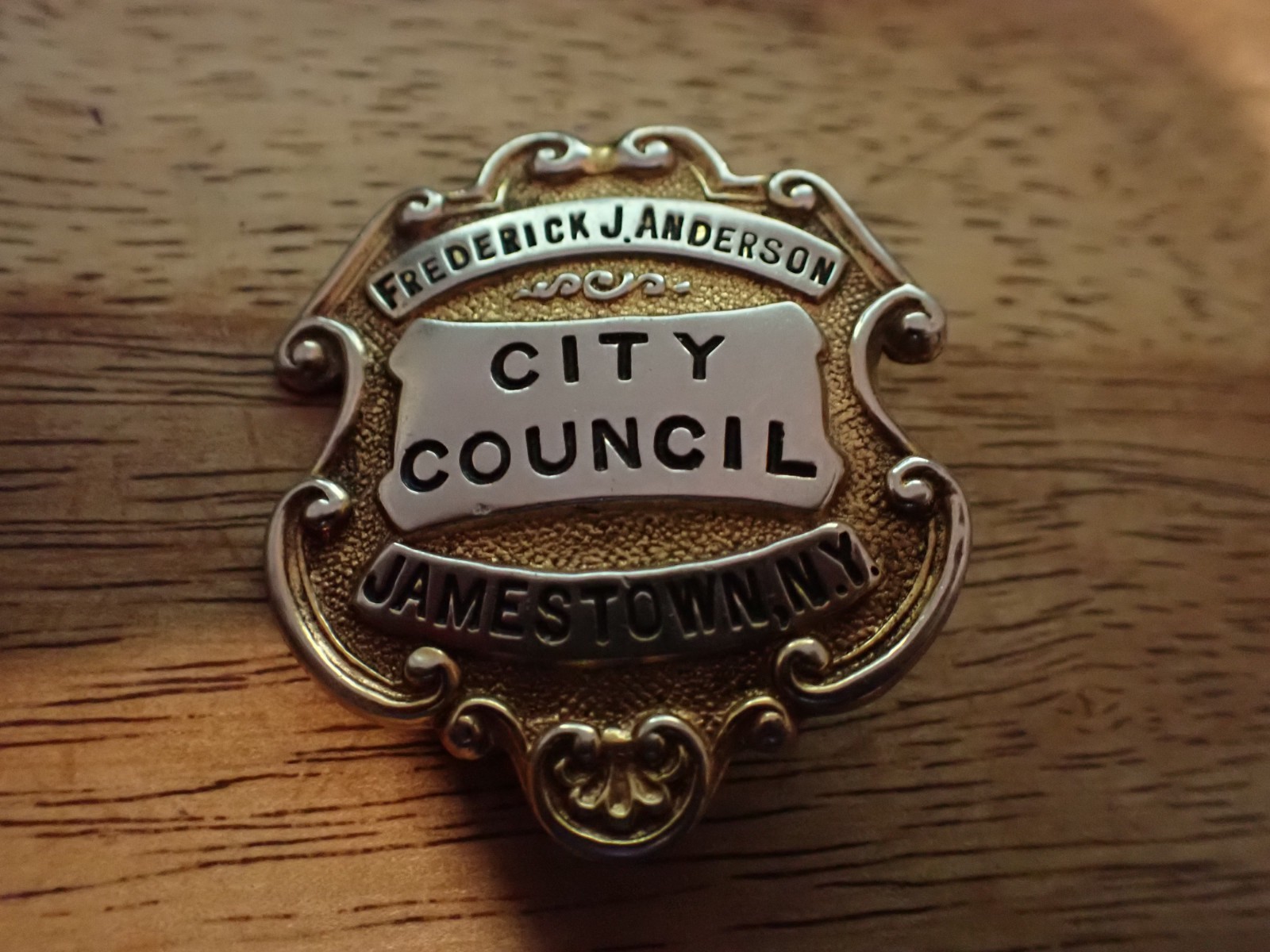 Antique Late-Early jamestown   city council , Obsolete Antique