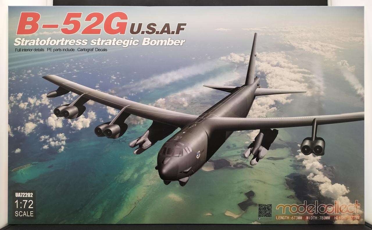 B 52G U.S.A.F. Stratofortress Model 1/72 Model Collect B 52G U.S.A.F. Stratofortress Model 1/72 Model Collect