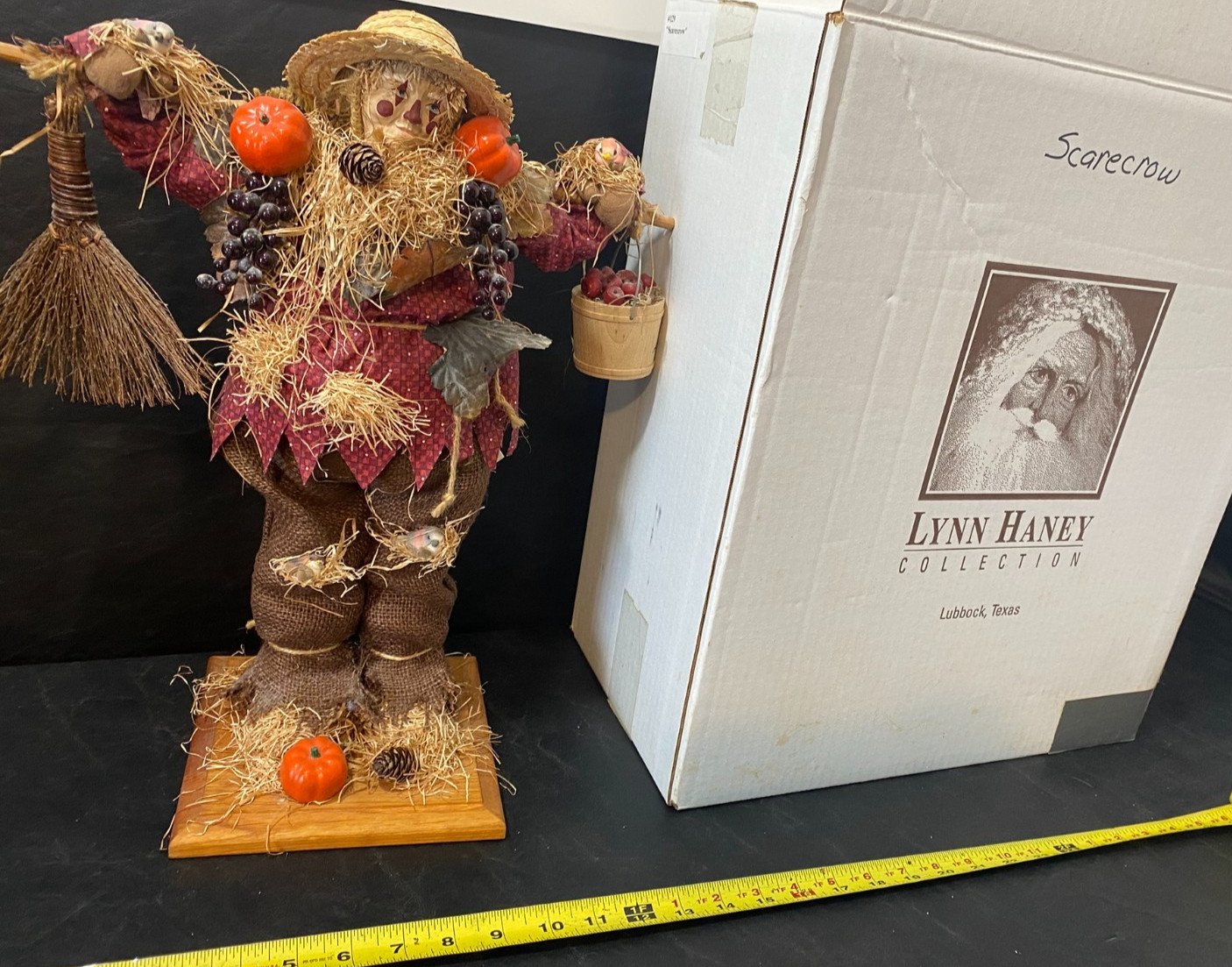 vintage Lynn Haney 1993 Scarecrow #129 Figure statue 18"