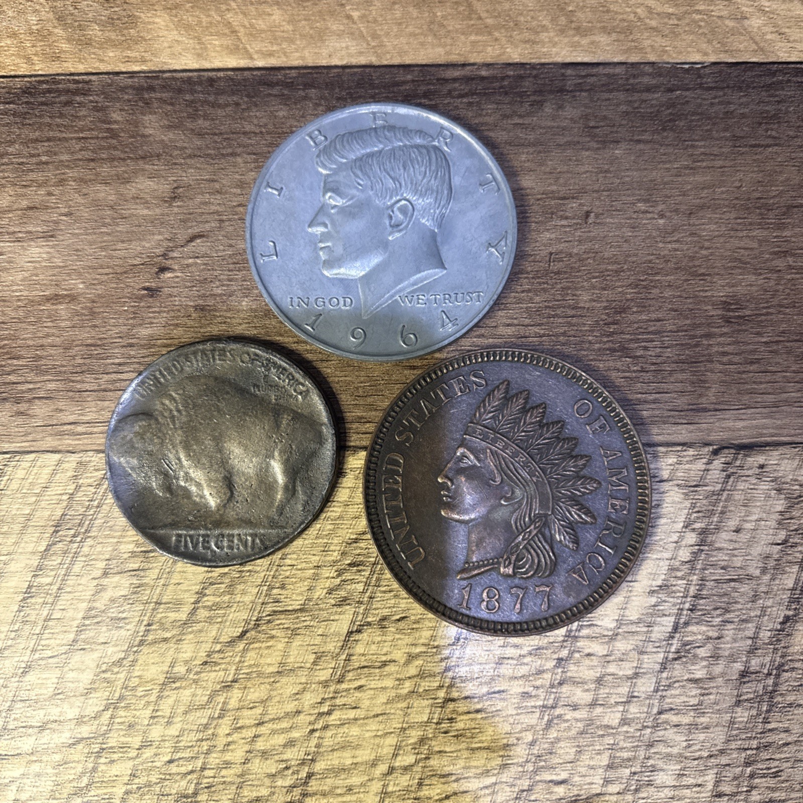 Lot - 2.5” - 3” coins - INDIAN HEAD 1877 / Half DOLLAR ‘64 / ‘37 Buffalo Nickel