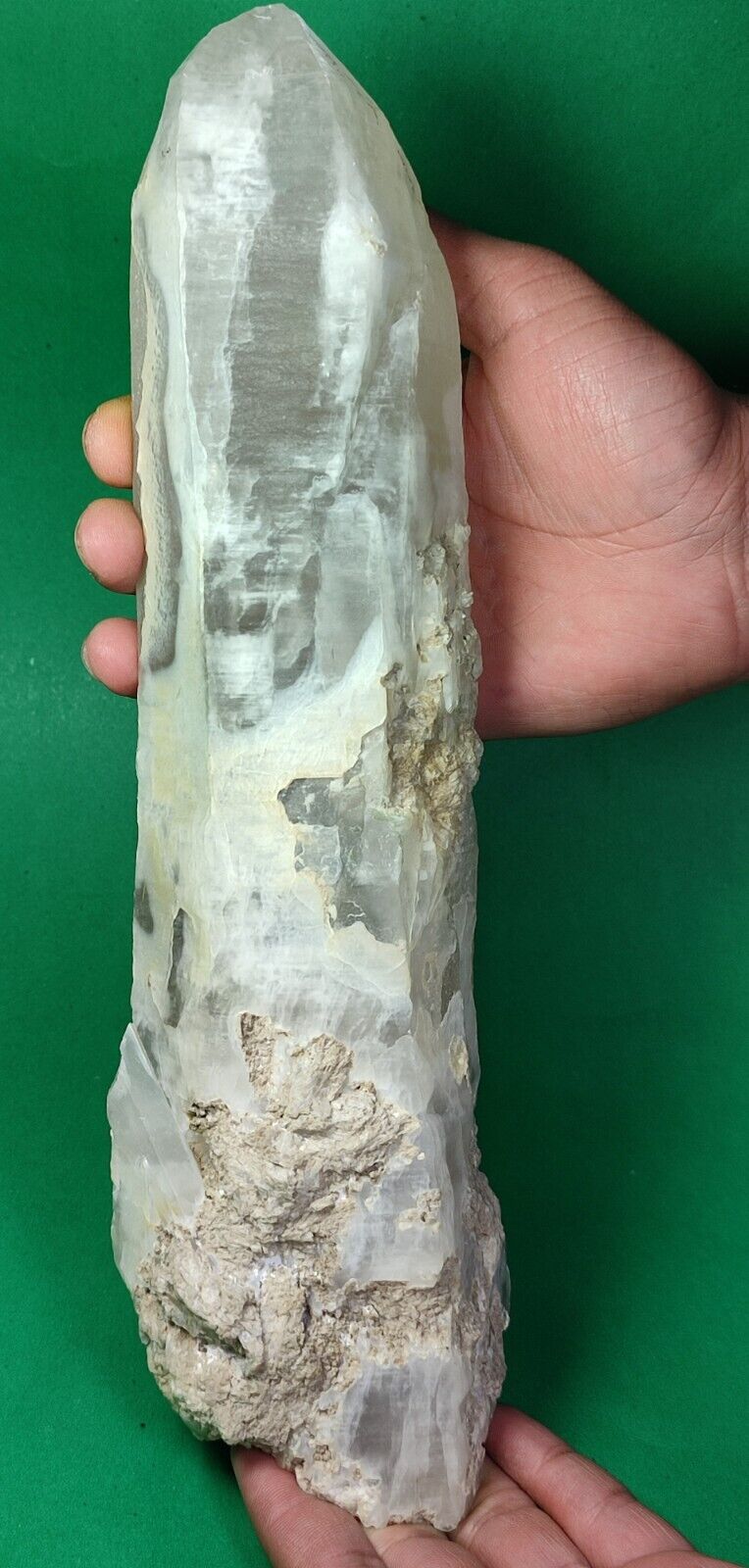 (30cm Long) Large Size Quartz Crystal Point with nice formation from skardu, Pk 