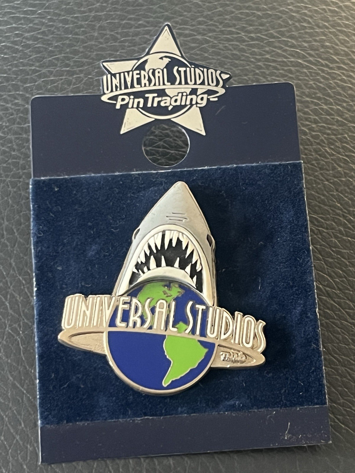 RARE VTG JAWS Universal Studios Florida 3D Pin Retired Attraction 2008 RARE VTG JAWS Universal Studios Florida 3D Pin Retired Attraction 2008