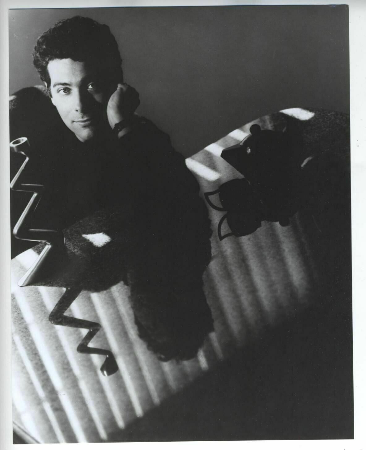 1988 ORIGINAL PHOTO BY GREG GORMAN MUSICIAN PIANIST MICHAEL FEINSTEIN FANTASTIC