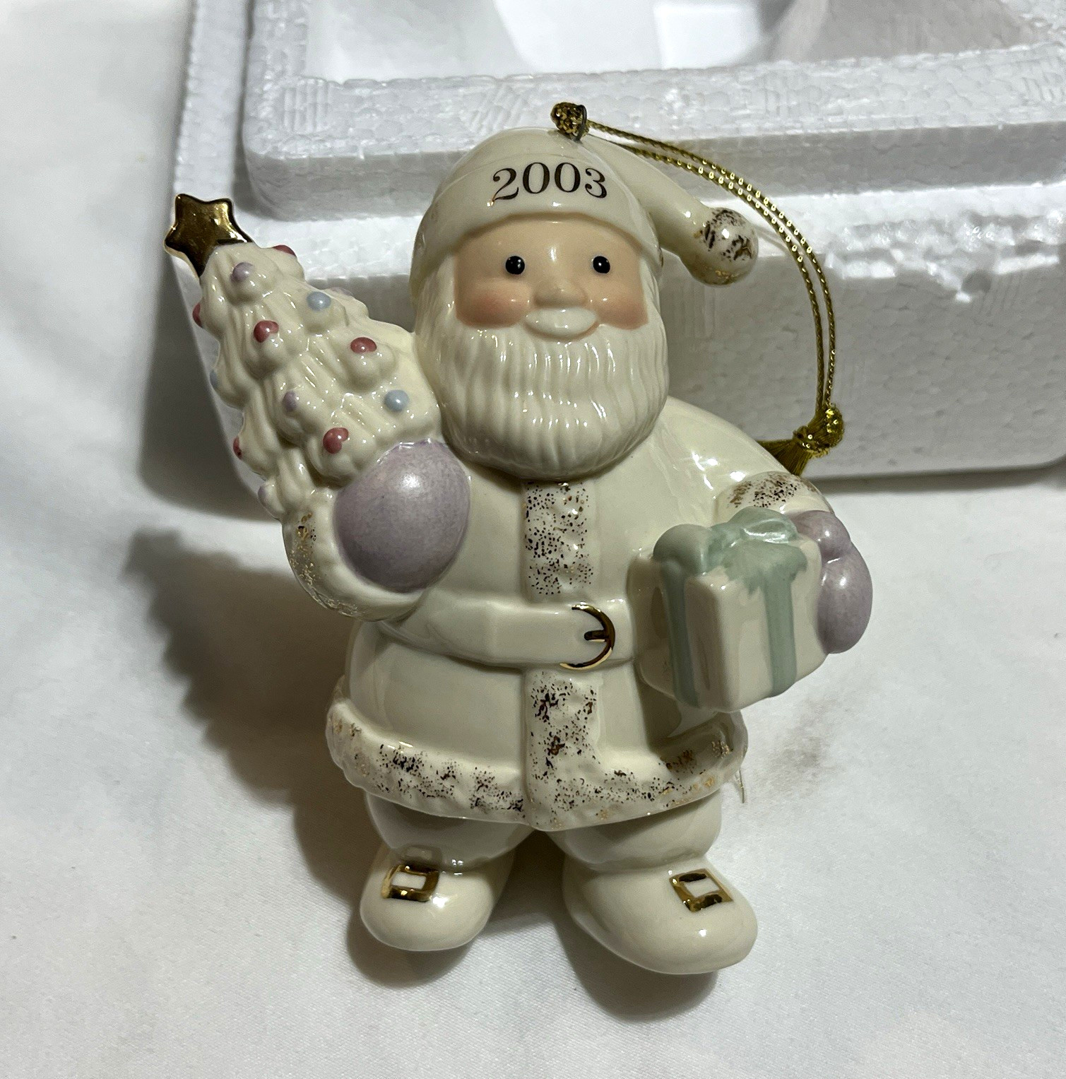 Lenox Classics 2003 Annual Santa's Decorated Delivery Ornament, Ivory China