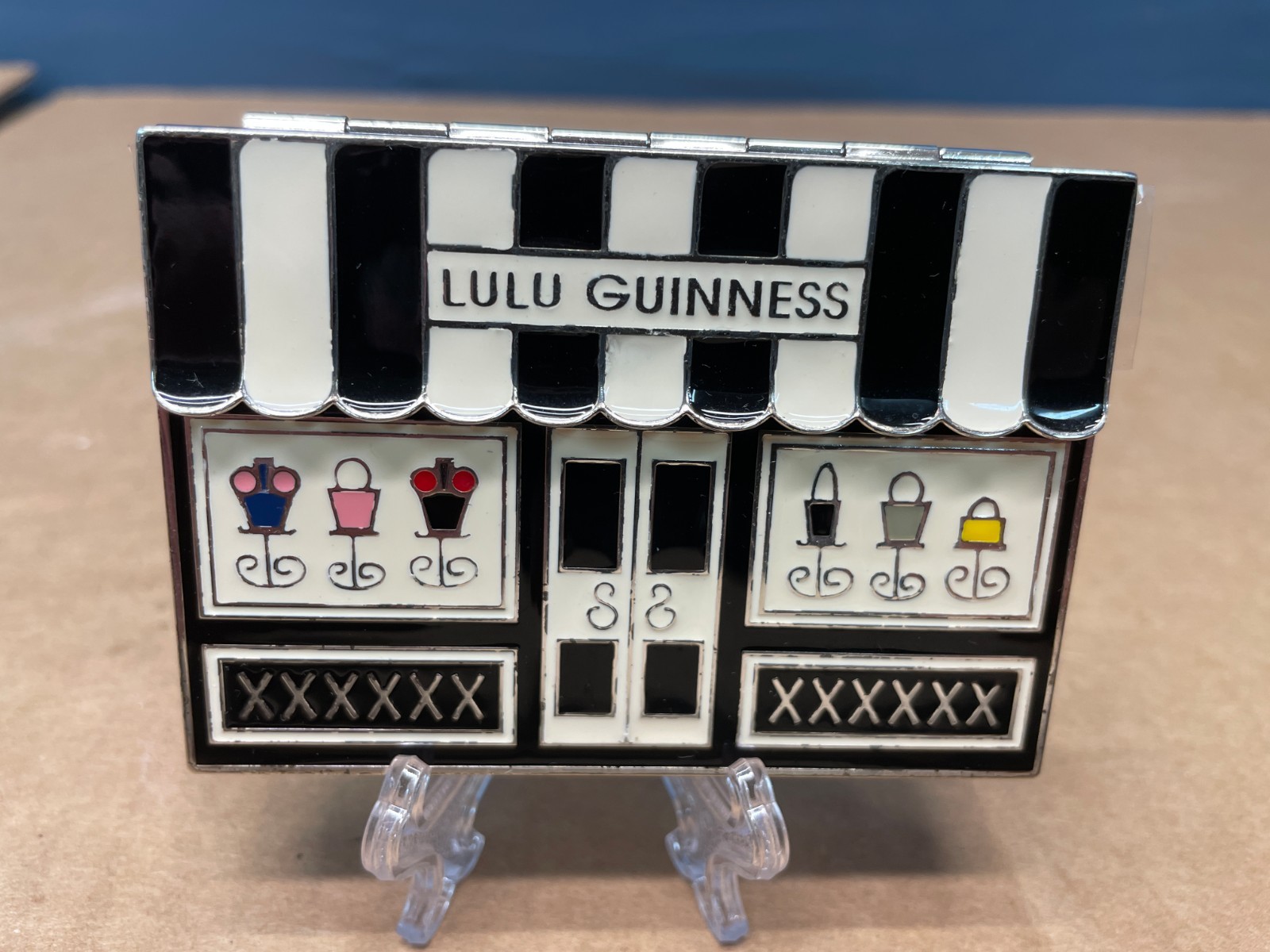 Vintage Rare Lulu Guinness 5X Mirror Compact Ellis Street Limited Edition No 32 Vintage Rare Lulu Guinness 5X Mirror Compact Ellis Street Limited Edition No 32