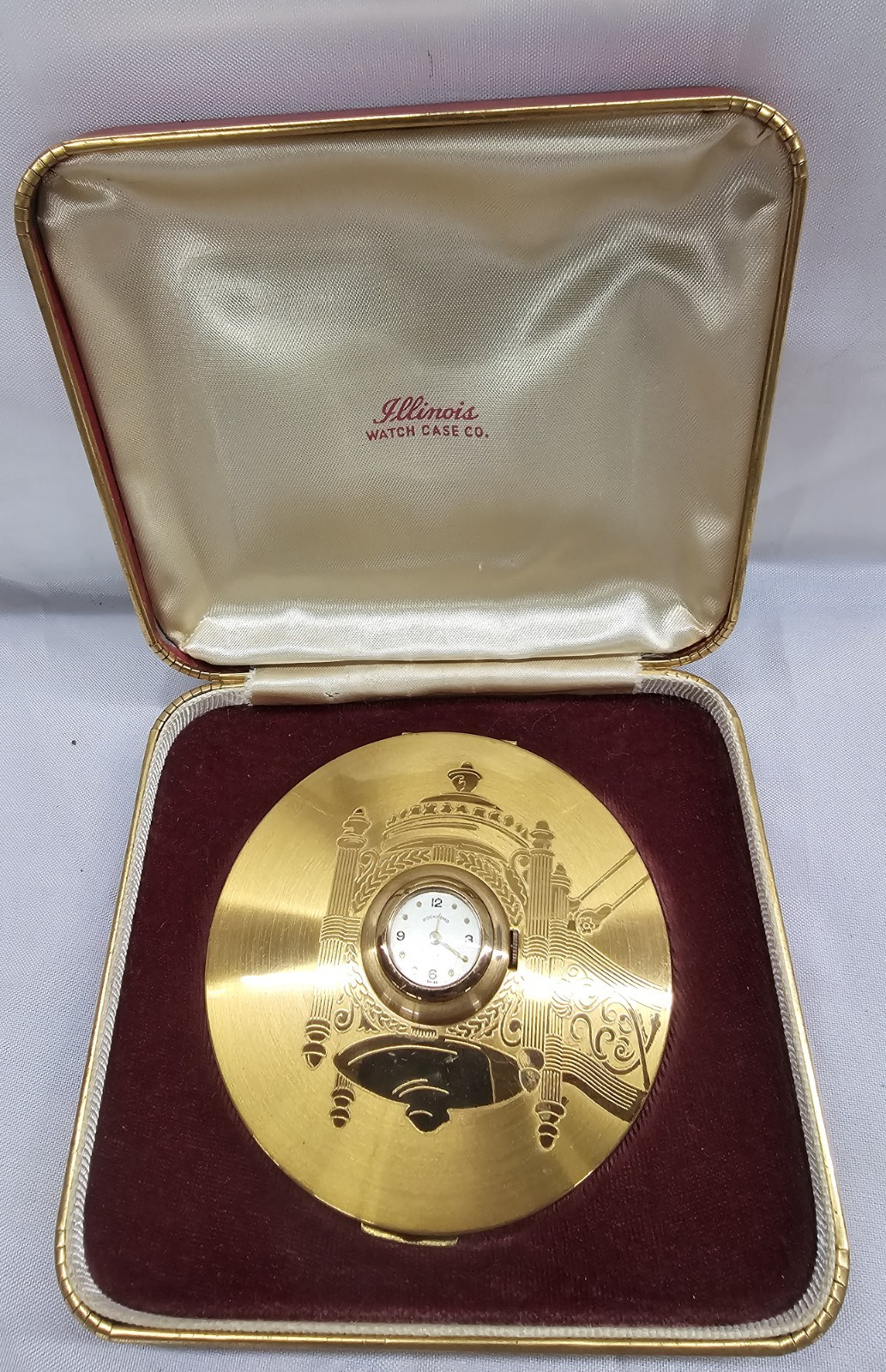 Vintage 1940-50s Illnois watch case-powder compact w/mirror, clock &orig box Vintage 1940-50s Illnois watch case-powder compact w/mirror, clock &orig box