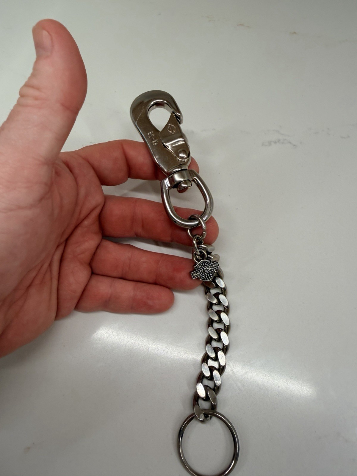 NOS Harley Davidson Bar Shield Heavy Curb Chain Keychain Belt Clip 8” Biker Gear NOS Harley Davidson Bar Shield Heavy Curb Chain Keychain Belt Clip 8” Biker Gear