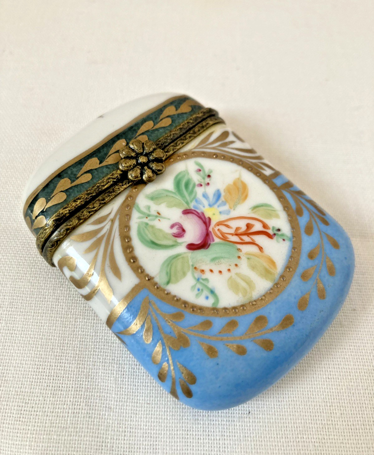 Vintage  Porcelain Hand Painted  & Gilded Pill  Box / Casket 7 cm x 5cm