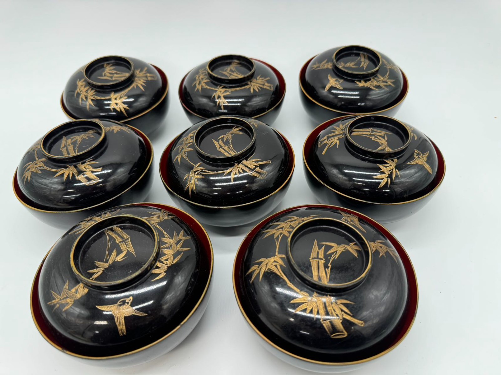Japanese Vintage Wajima Lacquer Bowls Set of 8 – Gold Bamboo Japanese Vintage Wajima Lacquer Bowls Set of 8 – Gold Bamboo