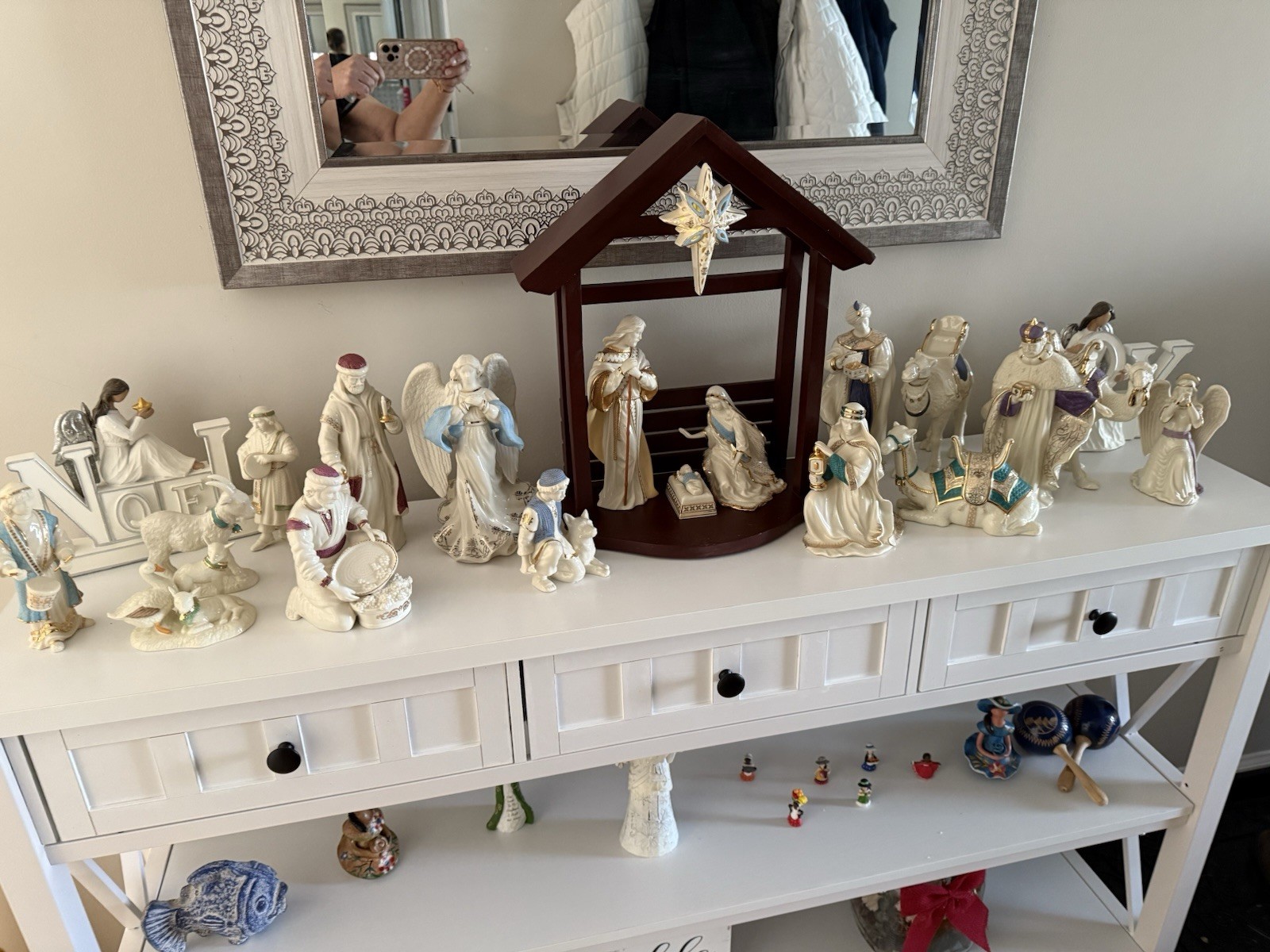 Lenox First Blessings Porcelain Nativity Lenox First Blessings Porcelain Nativity