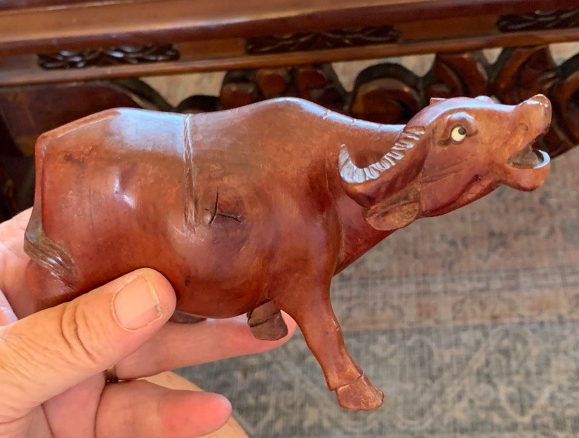 Vintage Hand Carved Water Buffalo Handmade Wooden, broken horn Vintage Hand Carved Water Buffalo Handmade Wooden, broken horn