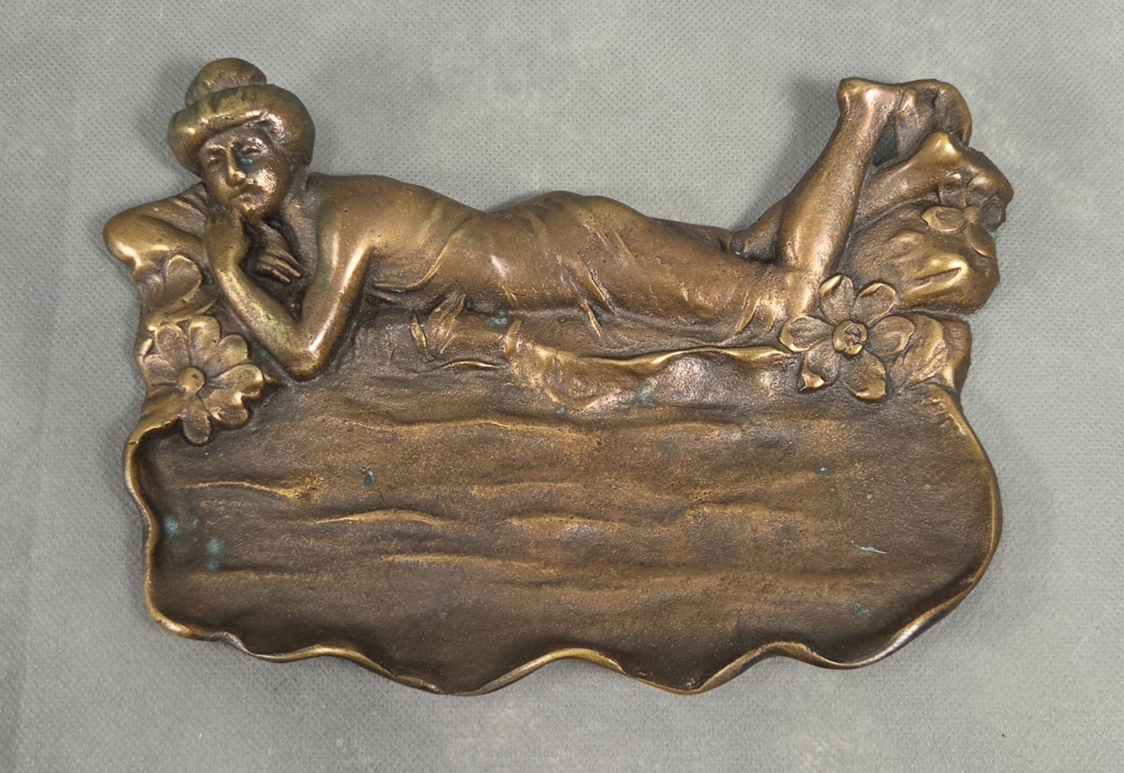 Vintage ART NOUVEAU Maiden BRONZE Woman Laying TRAY DISH Vintage ART NOUVEAU Maiden BRONZE Woman Laying TRAY DISH