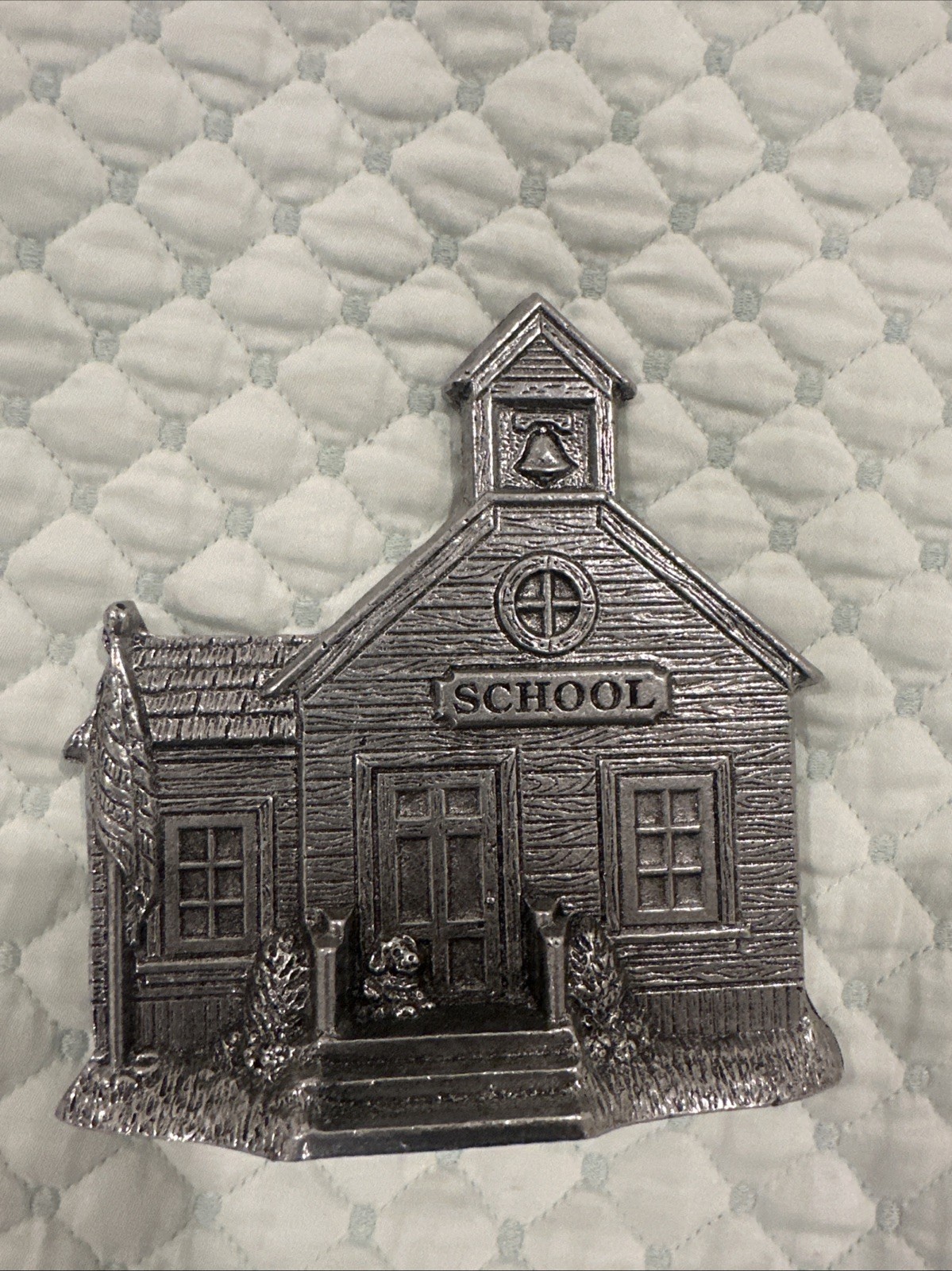 CARSON PEWTER SCHOOL HOUSE CHRISTMAS HOLIDAY VILLAGE 2 SIDED. School. Two Sided CARSON PEWTER SCHOOL HOUSE CHRISTMAS HOLIDAY VILLAGE 2 SIDED. School. Two Sided