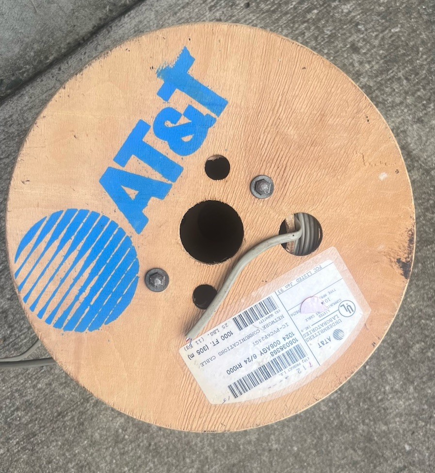 AT&T Vintage 1993 Network Cable Reel - 24 AWG 6-Pair Telecom Wire Spool Used AT&T Vintage 1993 Network Cable Reel - 24 AWG 6-Pair Telecom Wire Spool Used