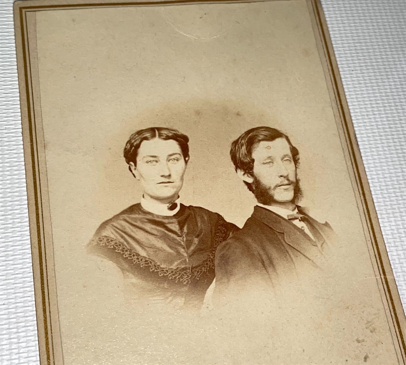 Antique Victorian American Civil War Era Fashion Beautiful Couple CDV Photo US Antique Victorian American Civil War Era Fashion Beautiful Couple CDV Photo US