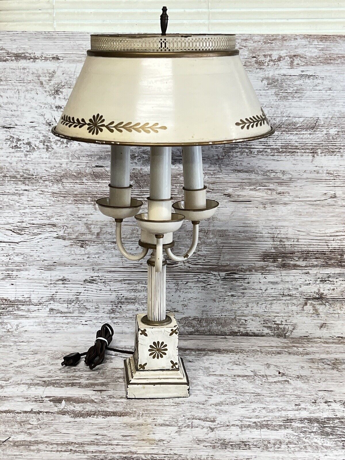 Vintage Tole Painted Desk Lamp Beige MCM