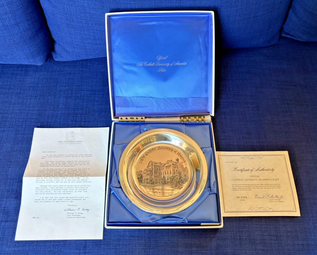 Catholic University of America 1976 Sterling Silver Franklin Mint Plate +Box/COA Catholic University of America 1976 Sterling Silver Franklin Mint Plate +Box/COA