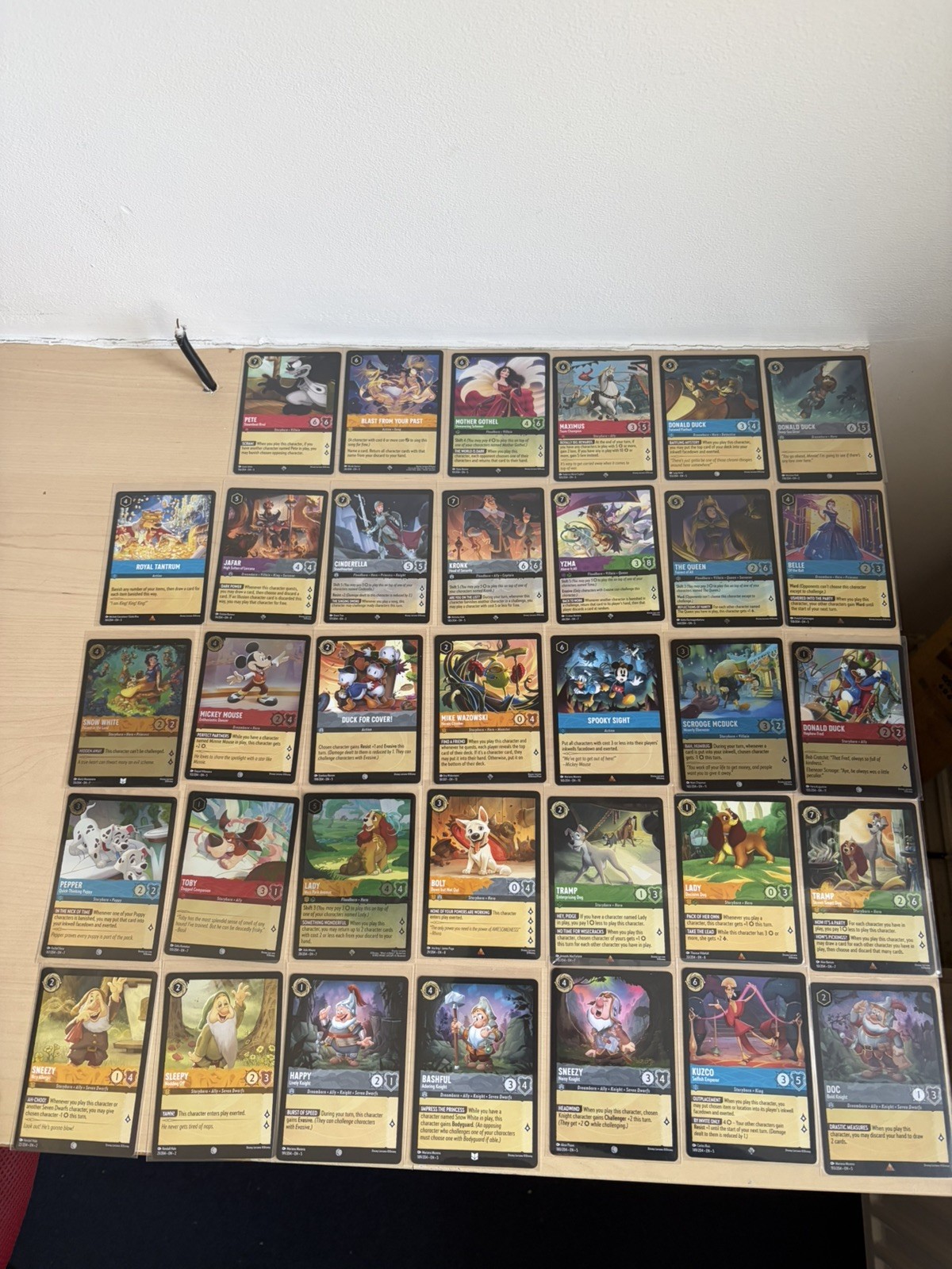 Disney Lorcana TCG: Bundle X34 Super Rare,Foil,Rare,Uncommon NM Disney Lorcana TCG: Bundle X34 Super Rare,Foil,Rare,Uncommon NM