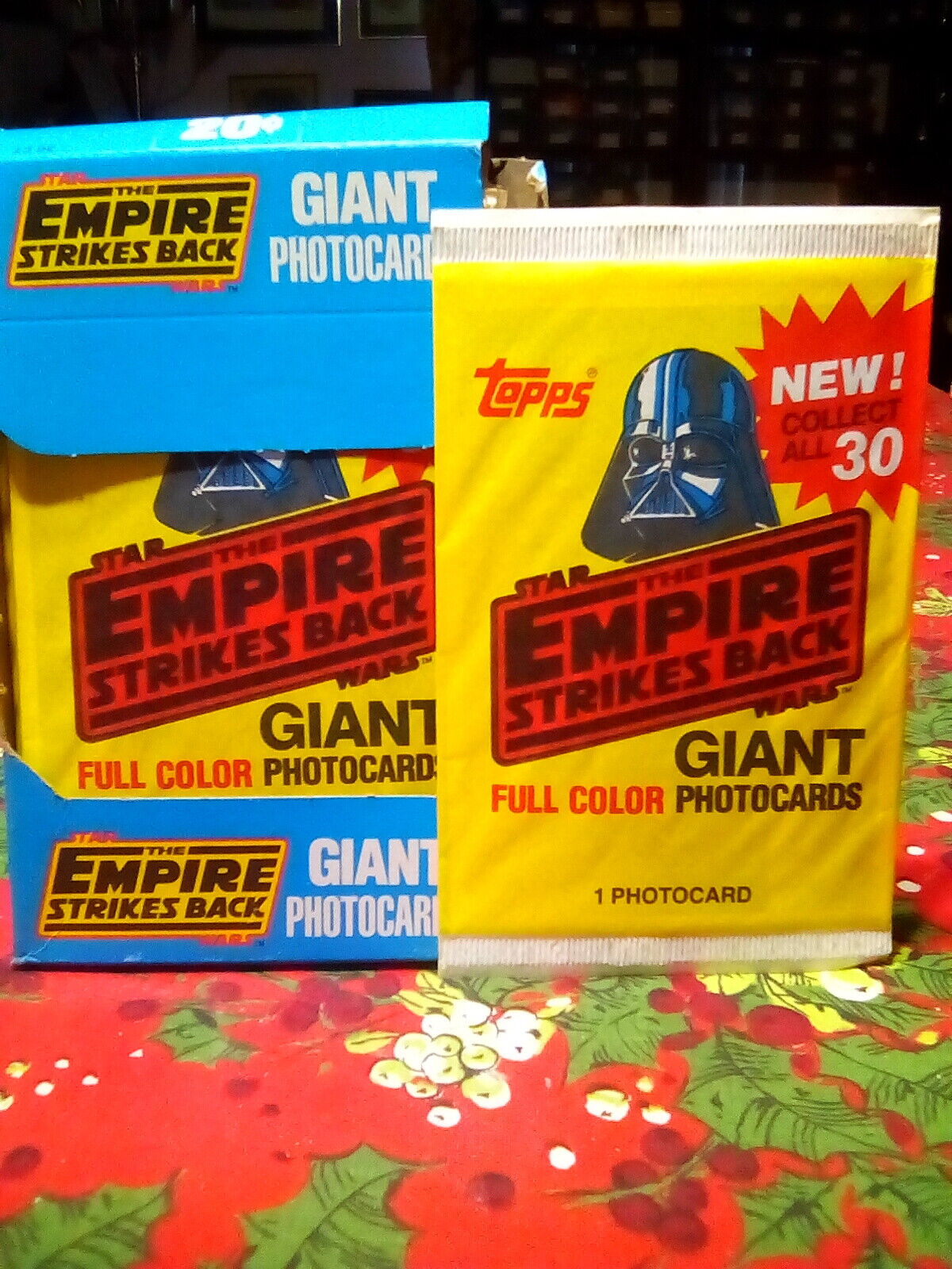 Star Wars Empire Strikes Back ONE Trading Card ONE 1980 GIANT Photocard Wax Pack