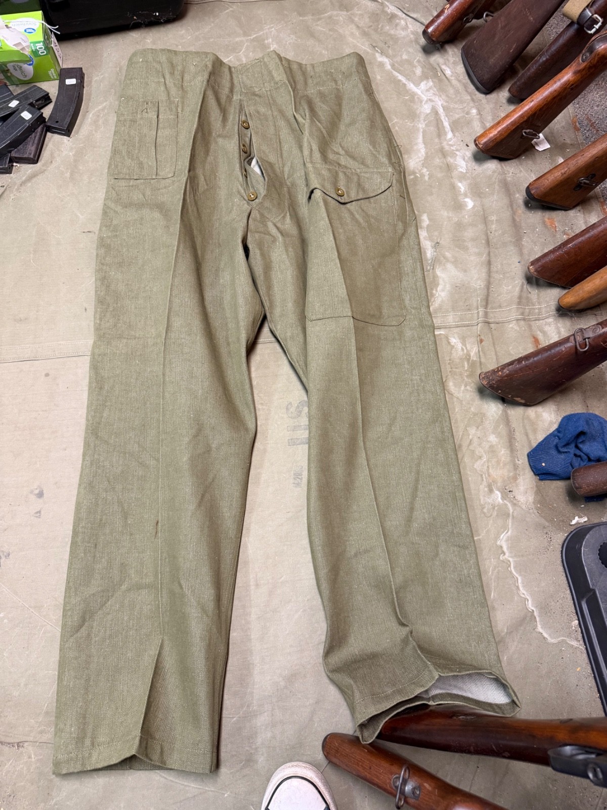 WWII BRITISH ARMY P1937 P37 SUMMER DENIM BATTLEDRESS FIELD TROUSERS-SIZE 3XL WWII BRITISH ARMY P1937 P37 SUMMER DENIM BATTLEDRESS FIELD TROUSERS-SIZE 3XL