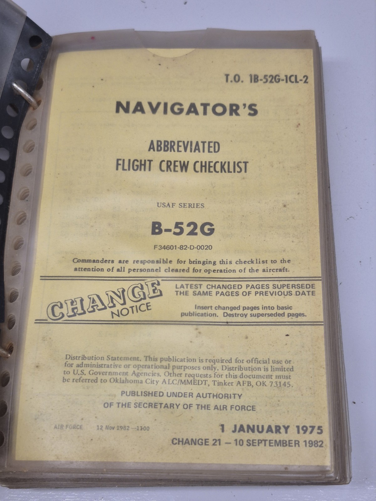 Vintage USAF B-52G Navigator Flight Crew Checklist T.0. 1B-52G-1CL-2 1975 1982 Vintage USAF B-52G Navigator Flight Crew Checklist T.0. 1B-52G-1CL-2 1975 1982