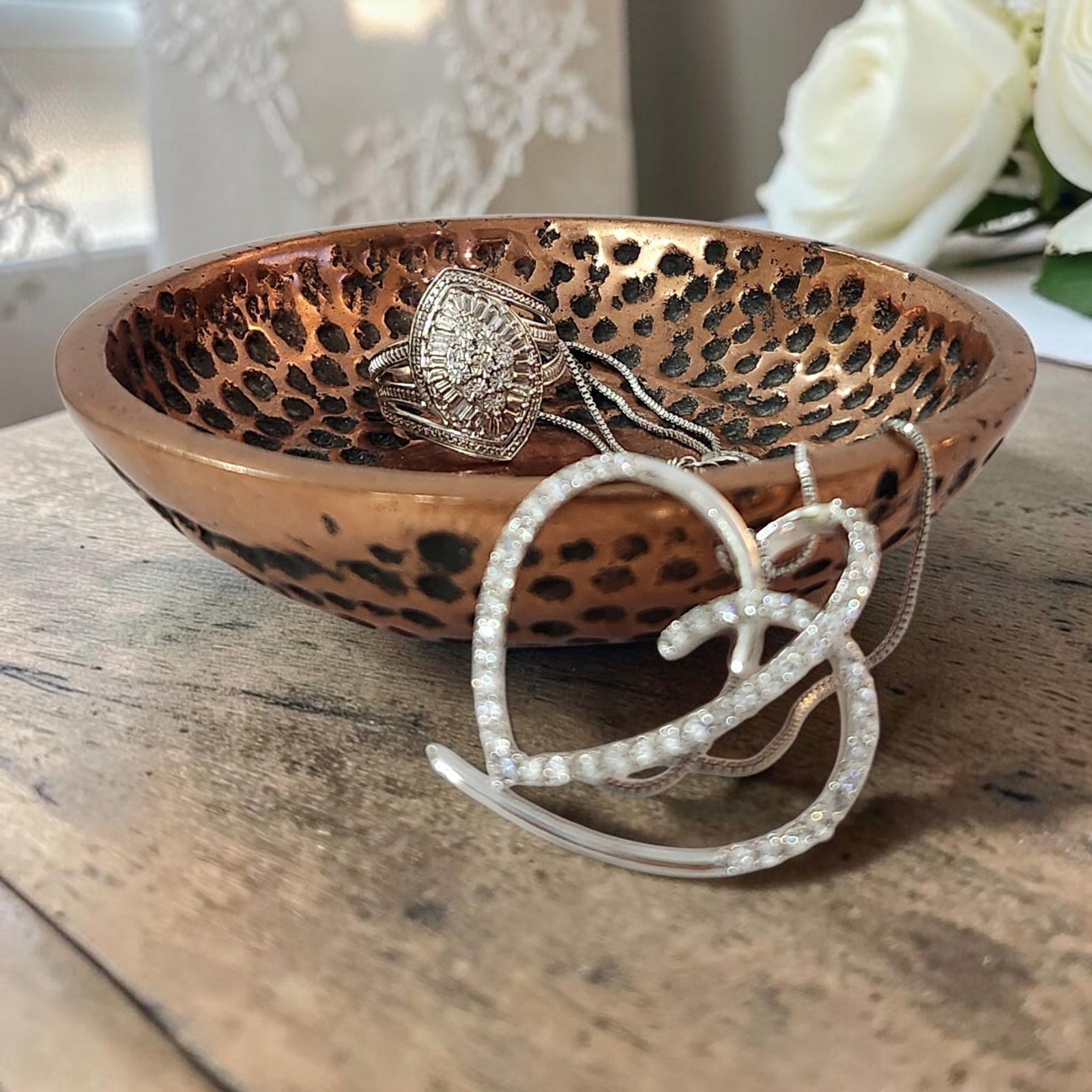 Vintage Hammered Dimpled Copper Trinket Bowl Dish Heavy 3.75" Wide EC Read Vintage Hammered Dimpled Copper Trinket Bowl Dish Heavy 3.75" Wide EC Read