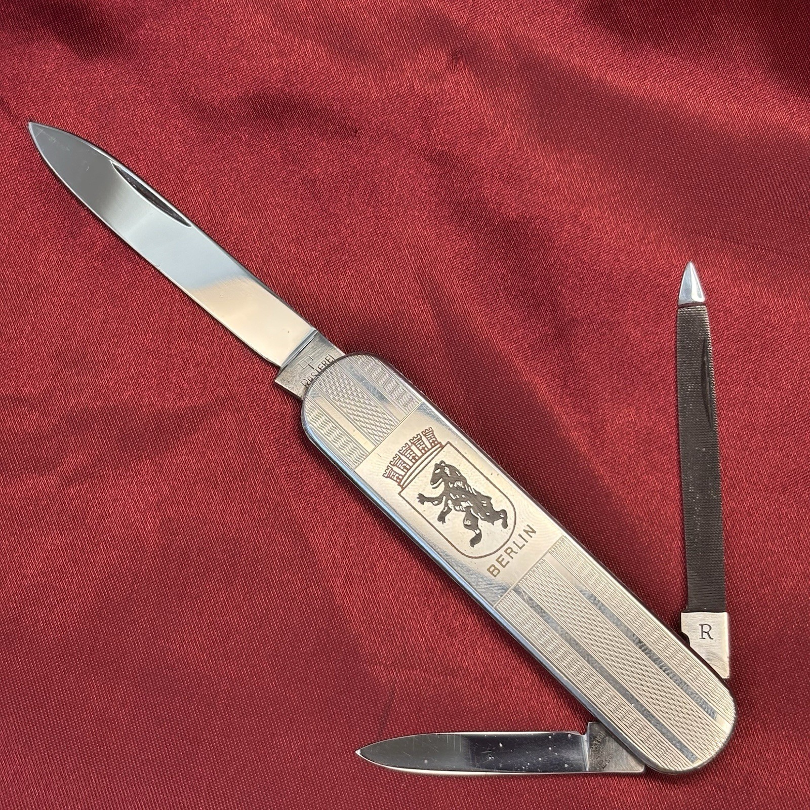 Vintage Ed Wusthof Pocket Knife Solingen Germany Berlin Bear Crest Multi Tool Vintage Ed Wusthof Pocket Knife Solingen Germany Berlin Bear Crest Multi Tool
