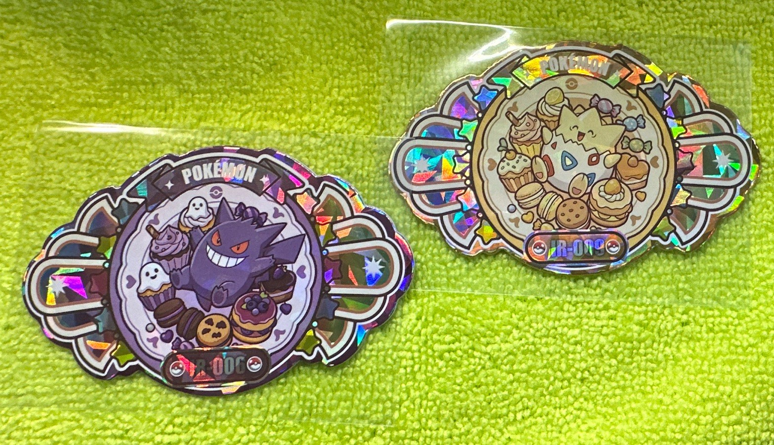 Pokémon non-TCG Menka Art Cards. Holographic Lot of 2 - Gengar & Togepi Pokémon non-TCG Menka Art Cards. Holographic Lot of 2 - Gengar & Togepi