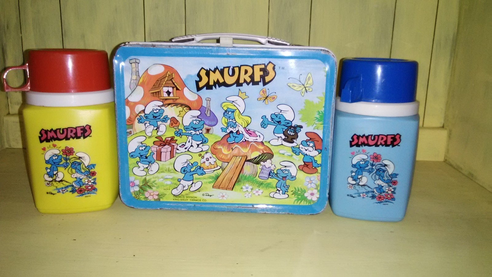 Vintage 1983 King-Seeley Smurfs Metal Lunchbox And Thermos Lot Rare VG