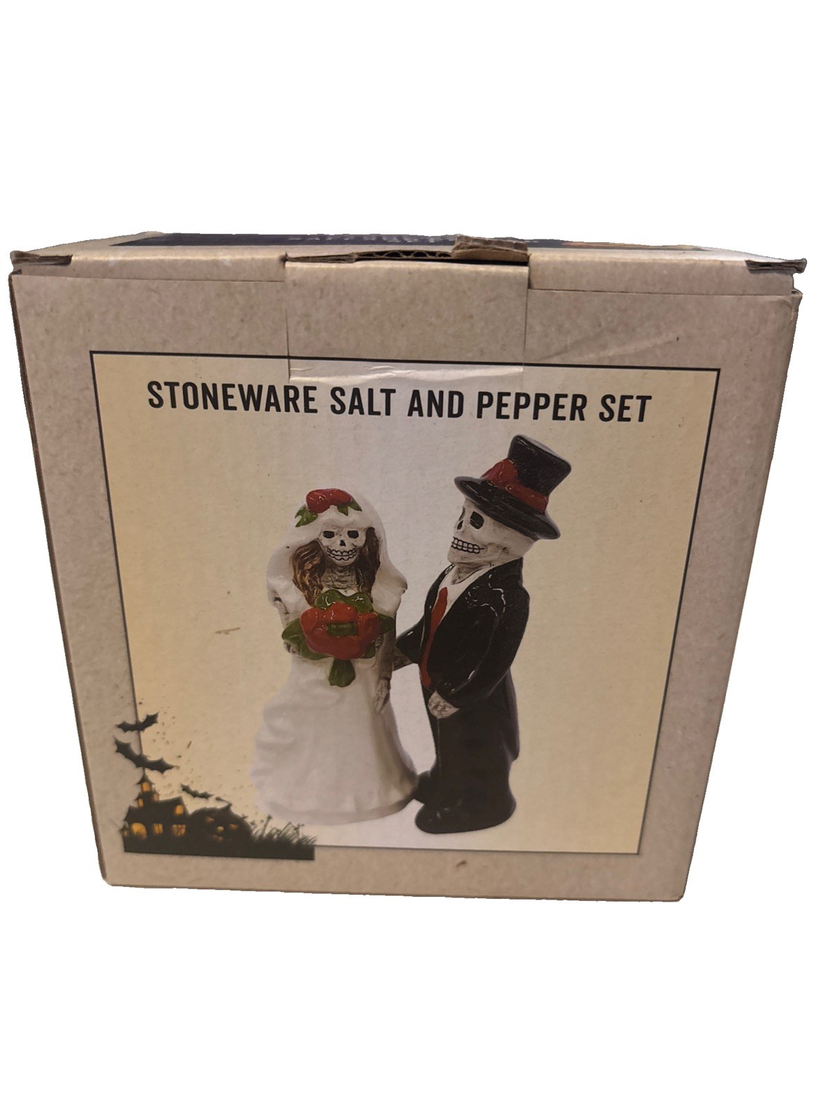 Halloween Stoneware Skeleton Bride and Groom Salt & Pepper Shaker Set Halloween Stoneware Skeleton Bride and Groom Salt & Pepper Shaker Set