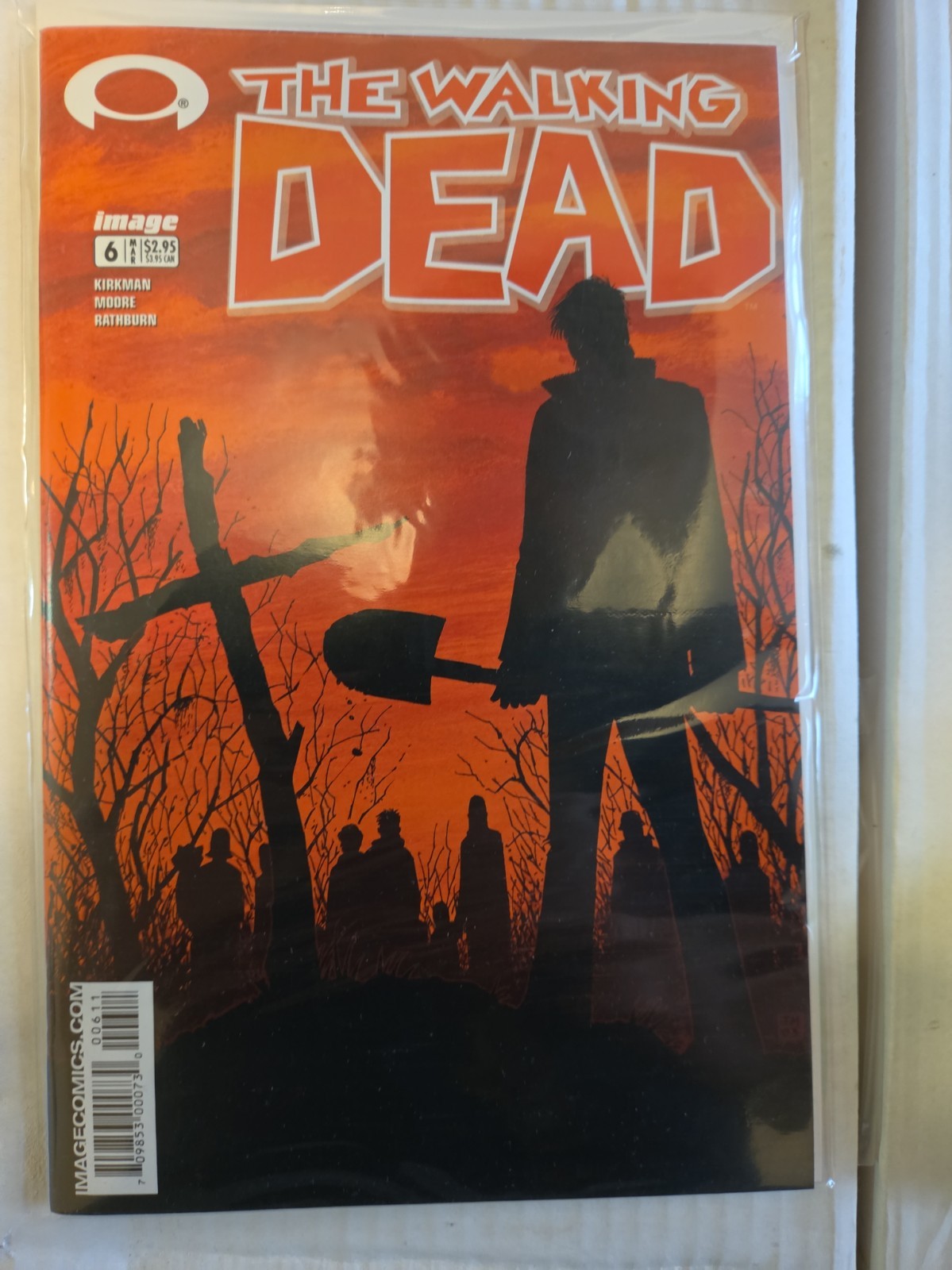 The Walking Dead #6 (Image Comics March 2004) The Walking Dead #6 (Image Comics March 2004)