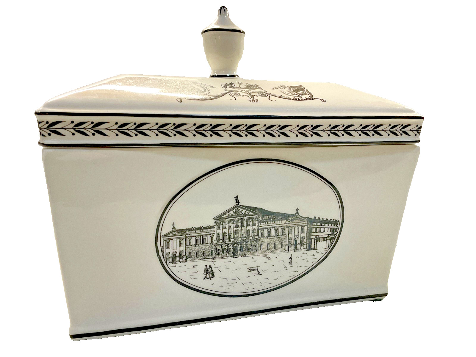 Porcelain Mottahedeh rectangle tureen w lid VTG black & white ‘Grand Tour’ RARE Porcelain Mottahedeh rectangle tureen w lid VTG black & white ‘Grand Tour’ RARE