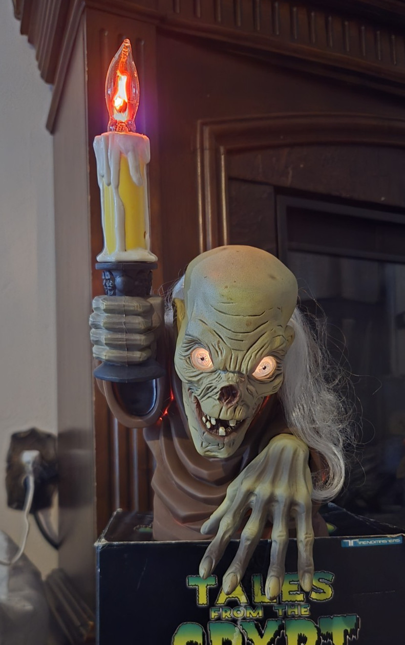 Vintage 1996 Trendmasters Tales From The Crypt Keeper Candelabra Light-Up In Box Vintage 1996 Trendmasters Tales From The Crypt Keeper Candelabra Light-Up In Box