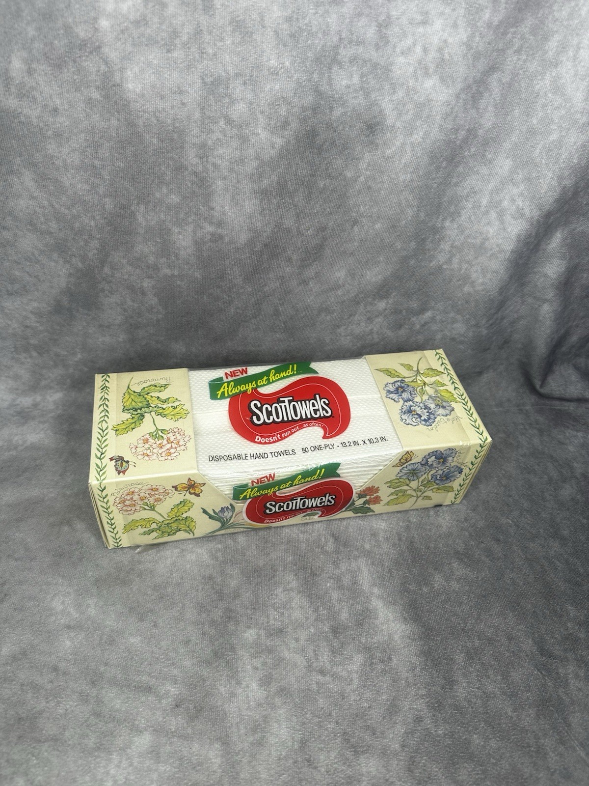 SCOTTOWELS Disposable Hand Towels NEW Boxed Vintage 1987 Scott Towels 50 Count