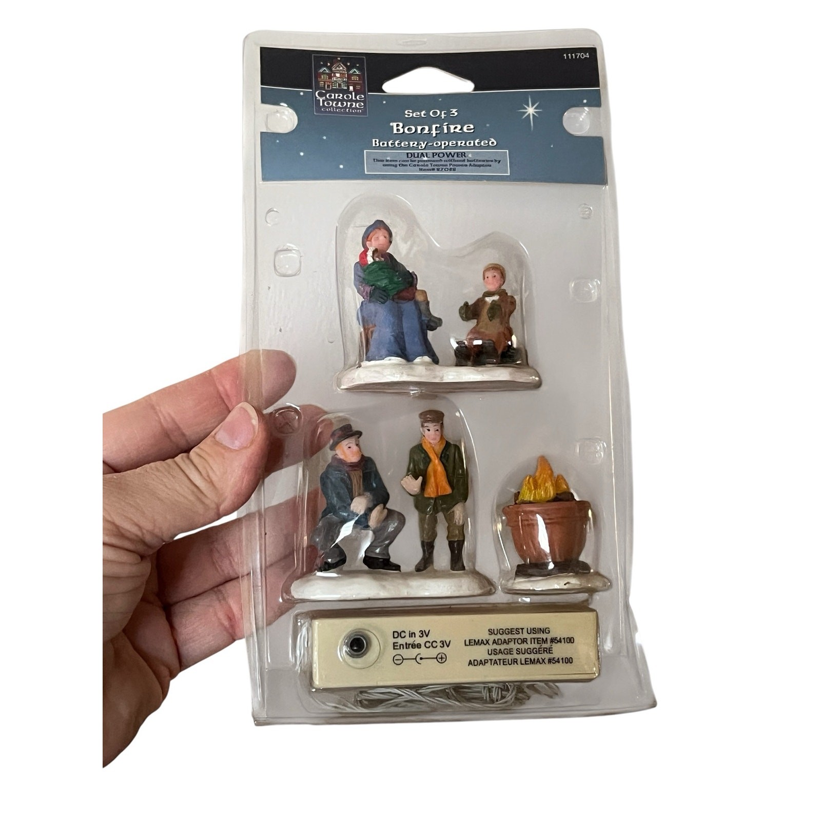 Carole Towne Lemax bonfire, battery operated village set, New Carole Towne Lemax bonfire, battery operated village set, New