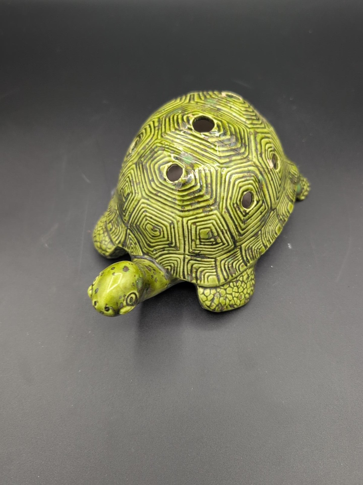 Vintage Green Ceramic Turtle Flower Frog Pottery Floral Arrangement Holder Vintage Green Ceramic Turtle Flower Frog Pottery Floral Arrangement Holder