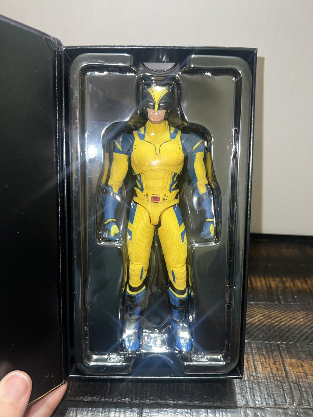 ZDTOYS Marvel Studios Deadpool & Wolverine Wolverine Figure, Marvel Franchise