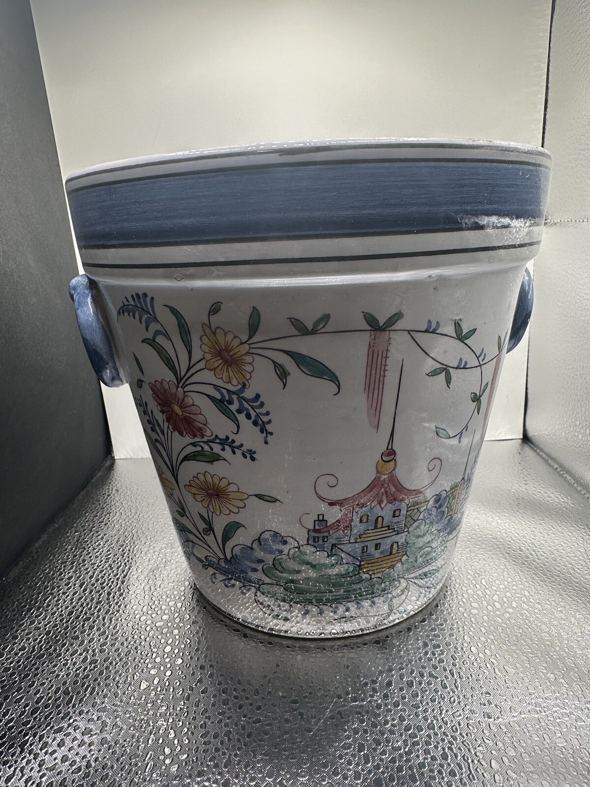 Mottahedeh Design 3561 Blue, White, & Red Asian Dish Floral Jai Home Planter Mottahedeh Design 3561 Blue, White, & Red Asian Dish Floral Jai Home Planter