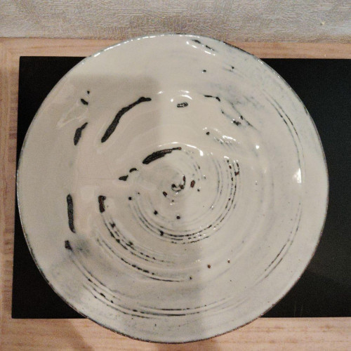 Hagi ware large plate by Yoshida Hagien Hagi ware large plate by Yoshida Hagien