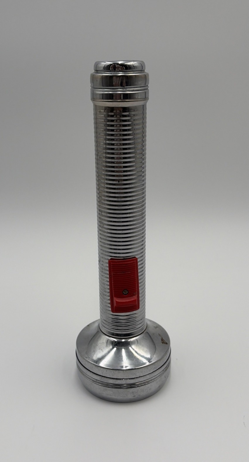 Vintage Aluminum Metal Flashlight Read Description Vintage Aluminum Metal Flashlight Read Description