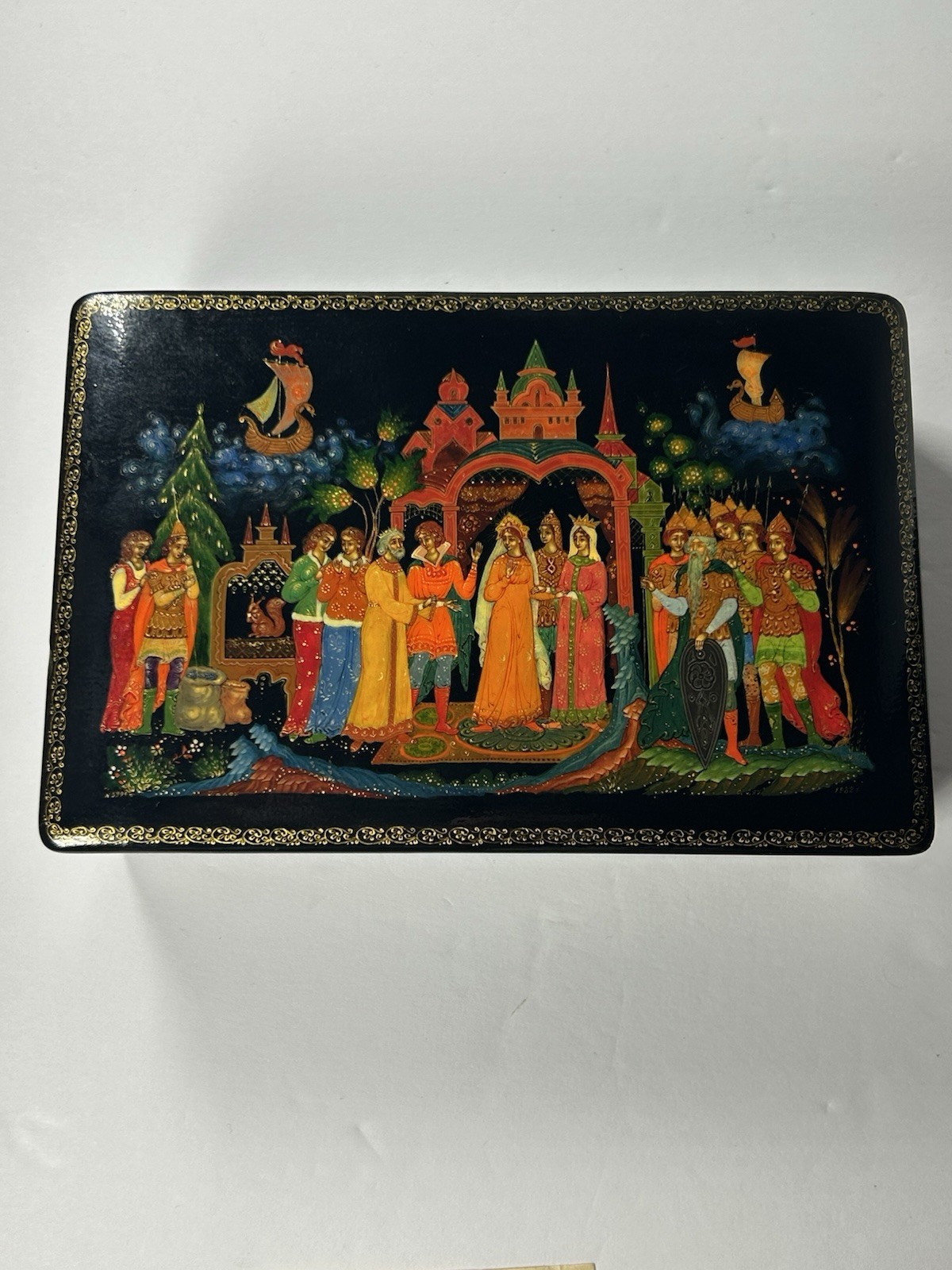 Vtg 1982 Signed Russian Palekh Lacquer Box "Tsar Saltan" S. Lyakh w/ COA USSR Vtg 1982 Signed Russian Palekh Lacquer Box "Tsar Saltan" S. Lyakh w/ COA USSR