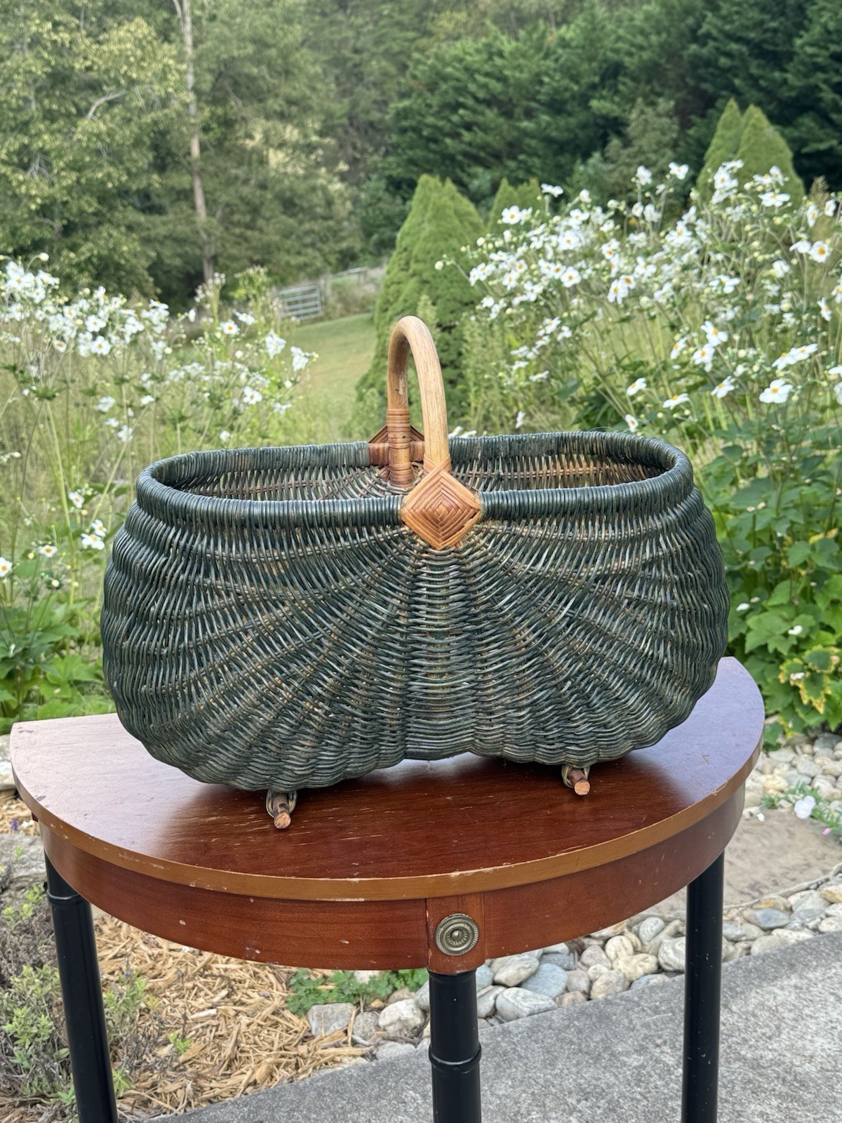 Vintage Appalachian Large Gathering Basket Woven Ribbed Melon Dark Green Vintage Appalachian Large Gathering Basket Woven Ribbed Melon Dark Green
