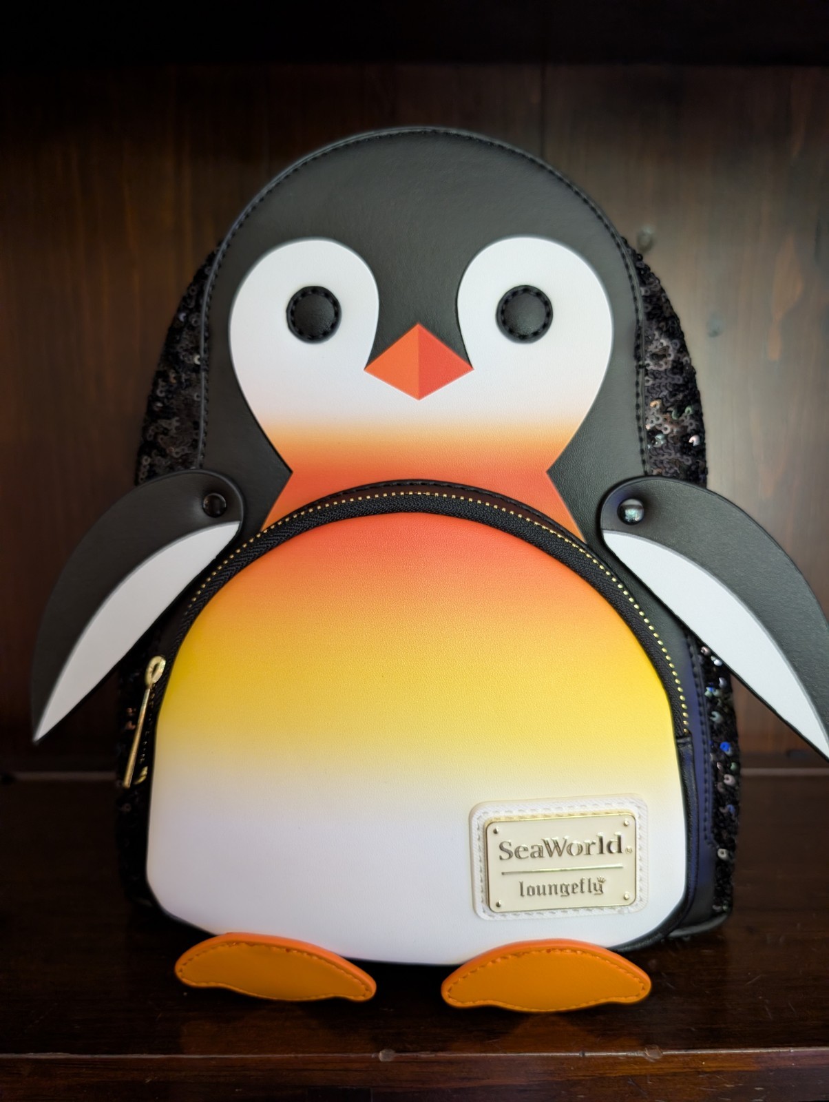 Loungefly SeaWorld Parks Exclusive Sequin Penguin Mini Backpack *Rare* Adorable Loungefly SeaWorld Parks Exclusive Sequin Penguin Mini Backpack *Rare* Adorable