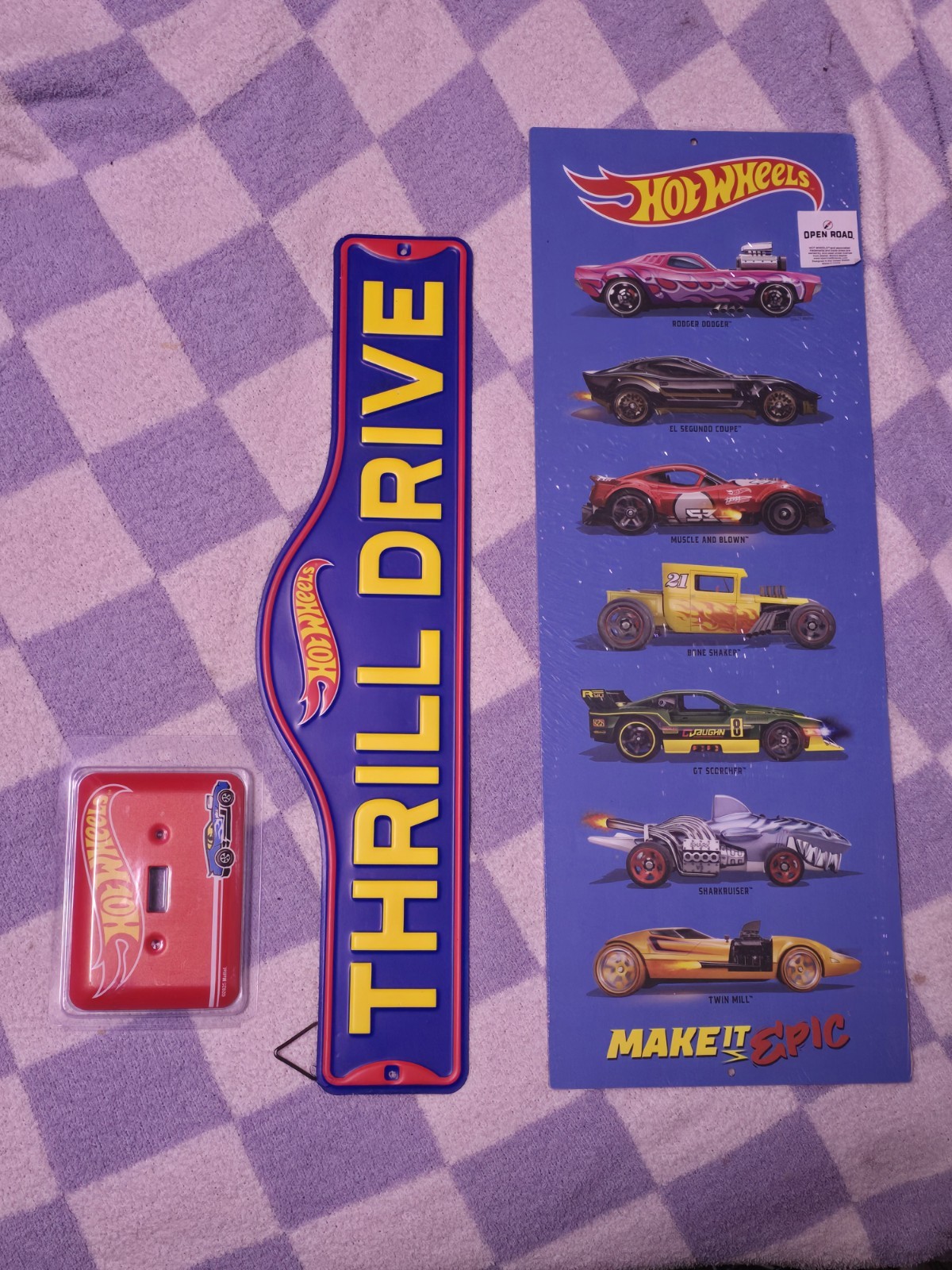 HOT WHEELS ROOM GARAGE DECOR SET 3 PCS LOOK HOT WHEELS ROOM GARAGE DECOR SET 3 PCS LOOK