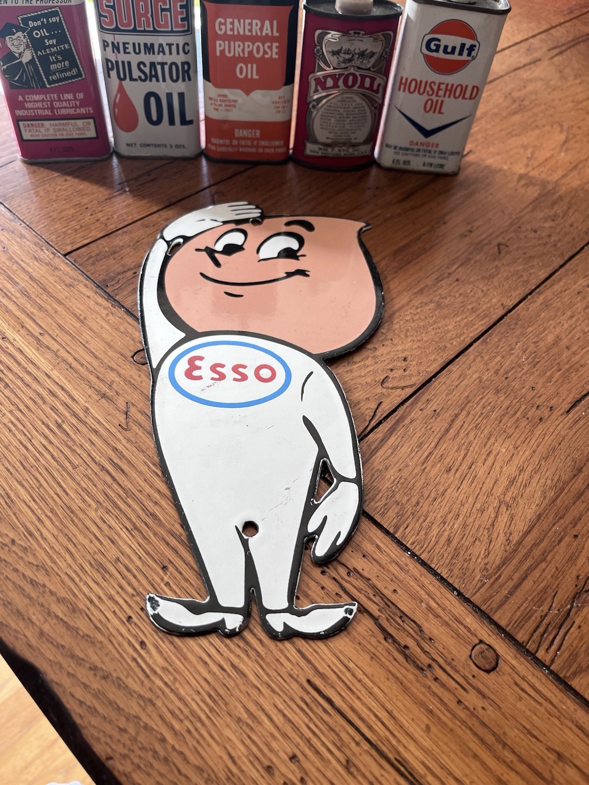 NICE ESSO BOY GAS OIL SALUTE PORCELAIN SIGN 10” NICE ESSO BOY GAS OIL SALUTE PORCELAIN SIGN 10”